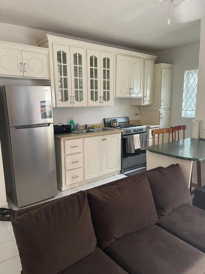 Finest Accommodation Marley Manor Apt # 513 Ground Floor 6 Marley Rd Kgn 6 Kingston Eksteriør bilde