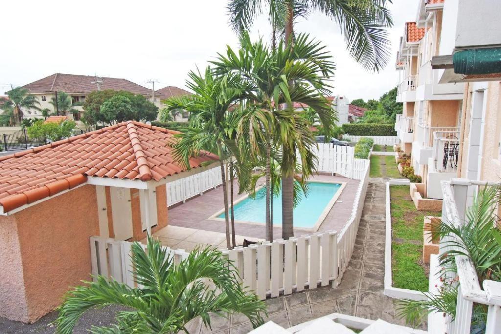 Finest Accommodation Marley Manor Apt # 513 Ground Floor 6 Marley Rd Kgn 6 Kingston Eksteriør bilde